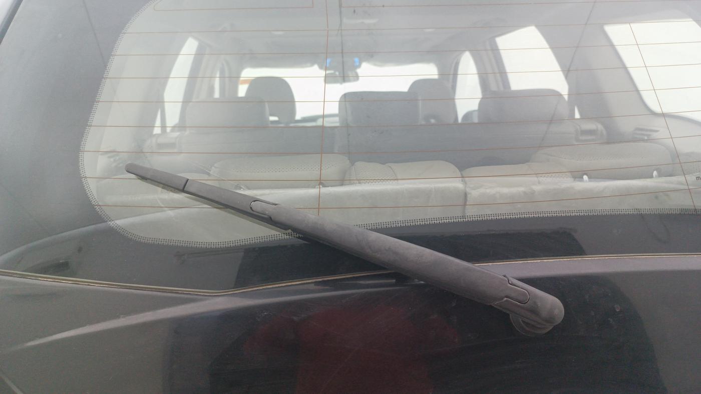 2015 Mahindra XUV500 W10, Diesel, Manual, 69,066 km, Rear Wiper