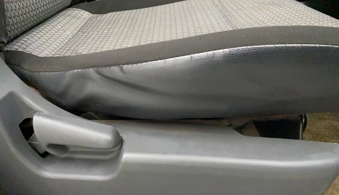 2012 Maruti Wagon R 1.0 LXI CNG, CNG, Manual, 54,795 km, Driver Side Adjustment Panel