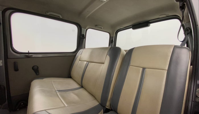 2011 Maruti Eeco 7 STR, Petrol, Manual, 20,255 km, Right Side Rear Door Cabin