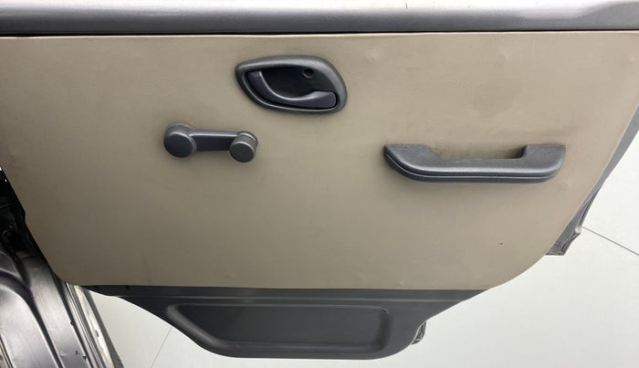 2011 Maruti Eeco 7 STR, Petrol, Manual, 20,255 km, Driver Side Door Panels Control