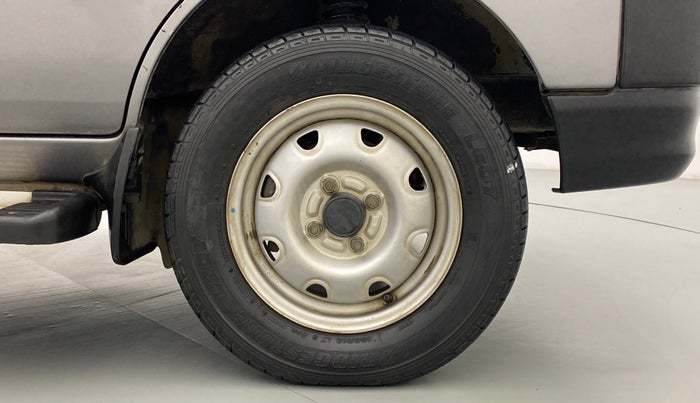 2011 Maruti Eeco 7 STR, Petrol, Manual, 20,255 km, Right Front Wheel