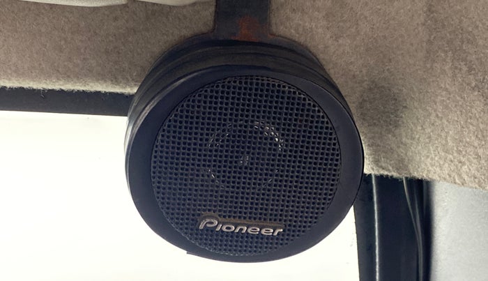 2011 Maruti Eeco 7 STR, Petrol, Manual, 20,255 km, Speaker