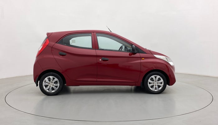 2016 Hyundai Eon MAGNA PLUS, Petrol, Manual, 65,465 km, Right Side View