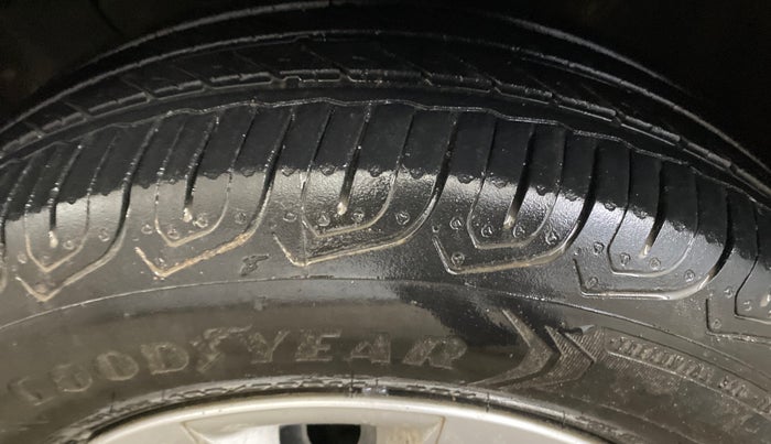 2016 Hyundai Elite i20 MAGNA 1.2, Petrol, Manual, 78,056 km, Left Front Tyre Tread