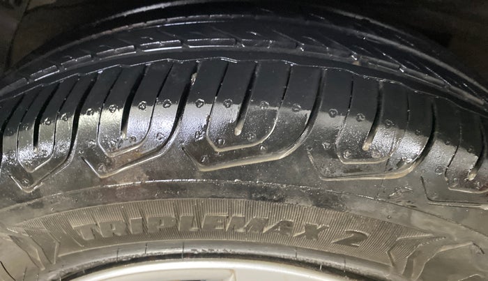 2016 Hyundai Elite i20 MAGNA 1.2, Petrol, Manual, 78,056 km, Right Rear Tyre Tread