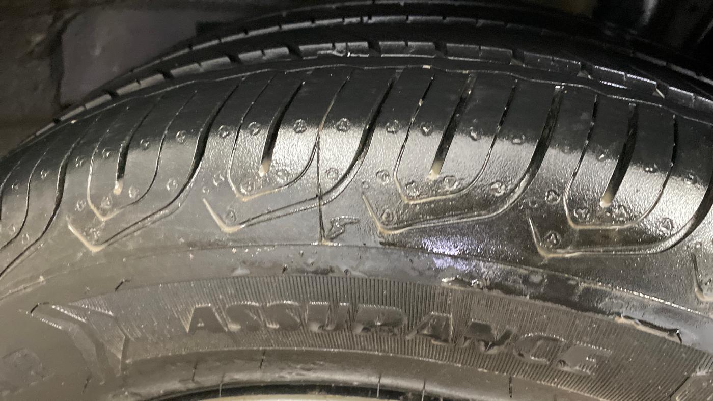 2016 Hyundai Elite i20 MAGNA 1.2, Petrol, Manual, 78,056 km, Left Rear Tyre Tread