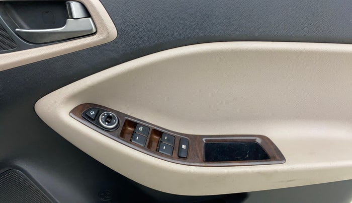 2016 Hyundai Elite i20 SPORTZ 1.2, Petrol, Manual, 39,855 km, Driver Side Door Panels Control