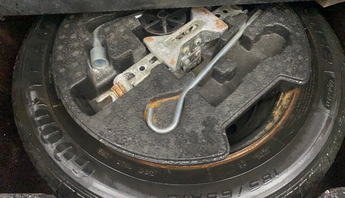 2016 Maruti Ciaz VXI+, Petrol, Manual, 89,193 km, Spare Tyre