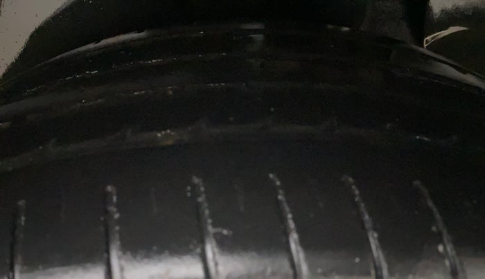 2015 Hyundai Creta S 1.6 PETROL, Petrol, Manual, 68,195 km, Left Rear Tyre Tread