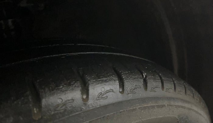 2023 Hyundai GRAND I10 NIOS SPORTZ 1.2 KAPPA VTVT CNG, CNG, Manual, 42,137 km, Left Front Tyre Tread