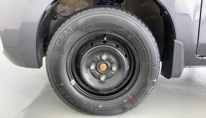 2020 Maruti Alto VXI, Petrol, Manual, 37,480 km, Left Front Wheel