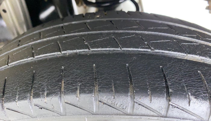 2020 Maruti Alto VXI, Petrol, Manual, 37,480 km, Left Rear Tyre Tread
