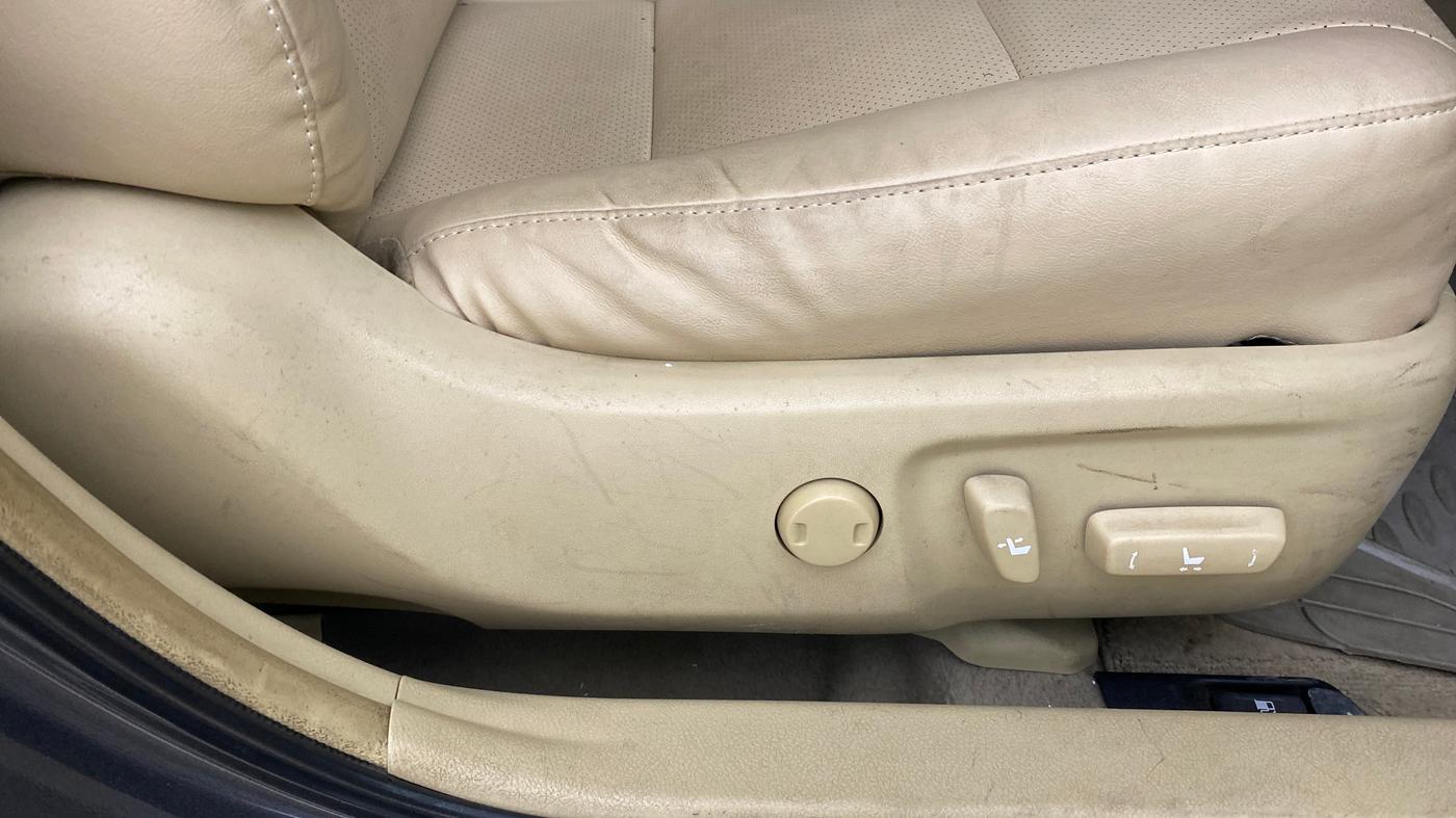 2016 Toyota Camry HYBRID, Hybrid, Automatic, 96,872 km, Driver Side Adjustment Panel