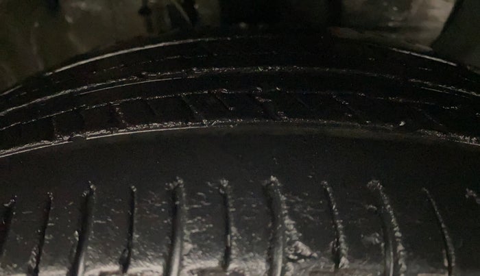 2019 Hyundai Elite i20 SPORTZ PLUS  1.2 CVT, Petrol, Automatic, 46,505 km, Right Front Tyre Tread