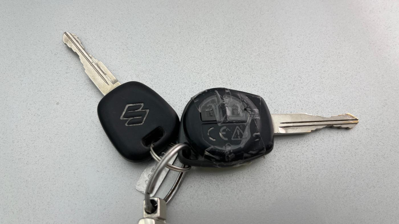 2020 Maruti S PRESSO VXI PLUS AMT, Petrol, Automatic, 32,305 km, Key Close Up