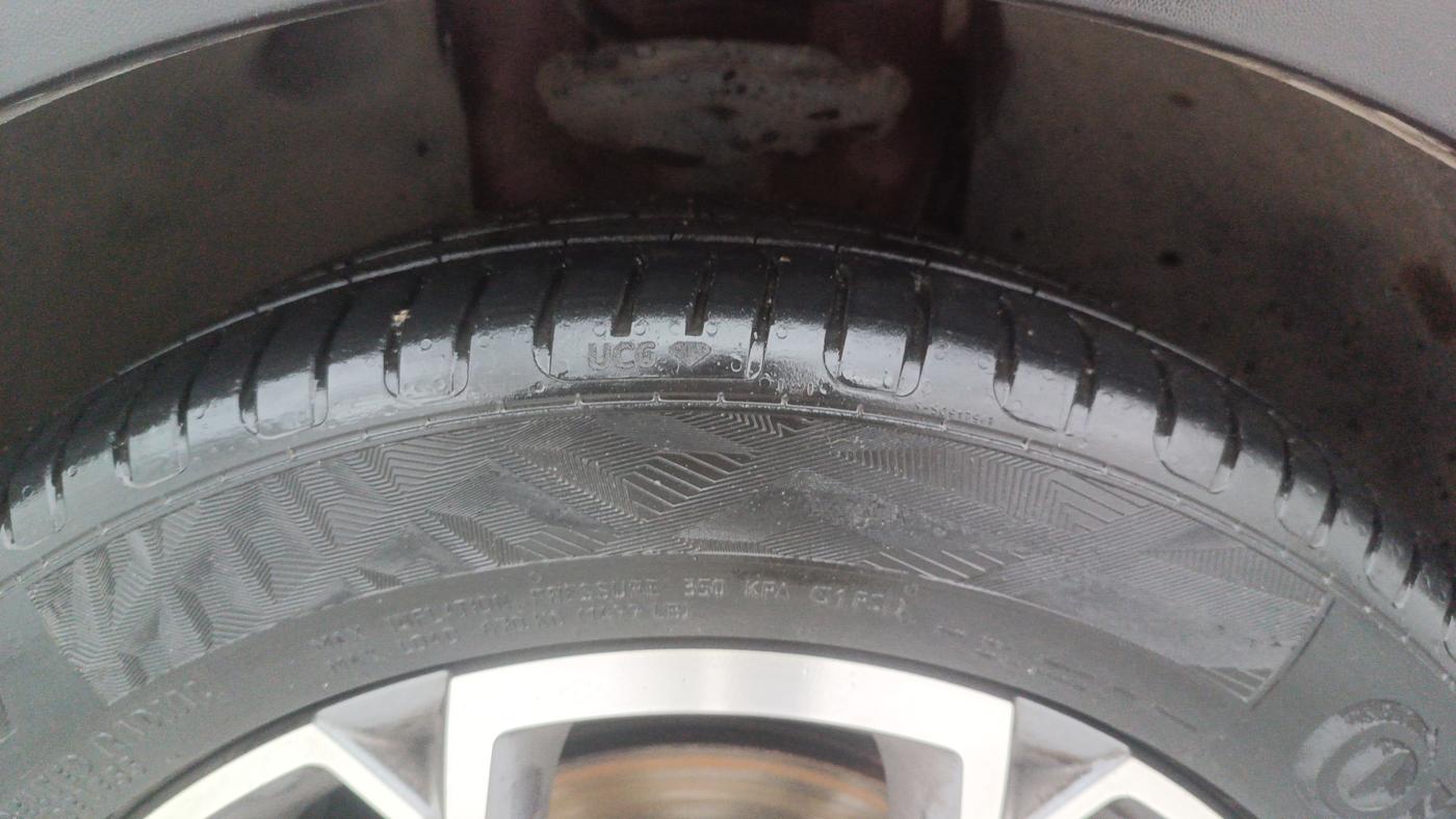2021 Skoda KUSHAQ STYLE 1.5L TSI MT, Petrol, Manual, 94,768 km, Left Front Tyre Tread