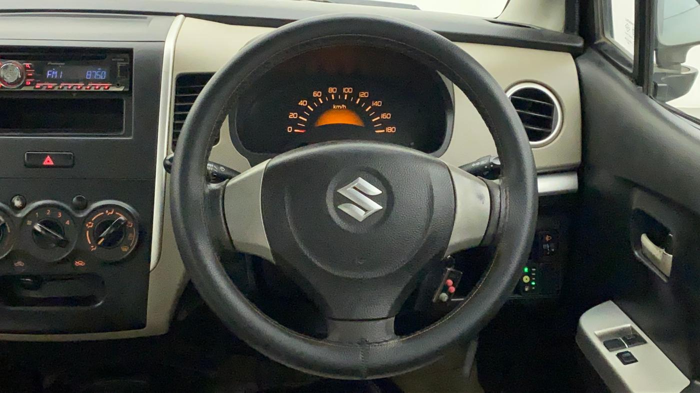 2015 Maruti Wagon R 1.0 LXI CNG, CNG, Manual, 60,474 km, Steering Wheel Close Up
