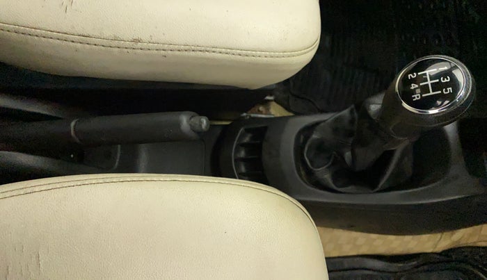 2015 Maruti Wagon R 1.0 LXI CNG, CNG, Manual, 60,474 km, Gear Lever