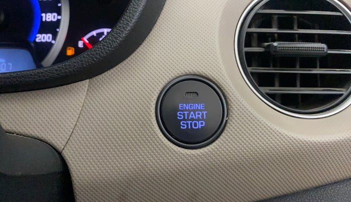 2014 Hyundai Grand i10 SPORTZ 1.2 KAPPA VTVT, Petrol, Manual, 25,610 km, Keyless Start/ Stop Button