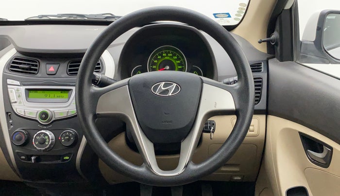 2016 Hyundai Eon SPORTZ, Petrol, Manual, 34,467 km, Steering Wheel Close Up