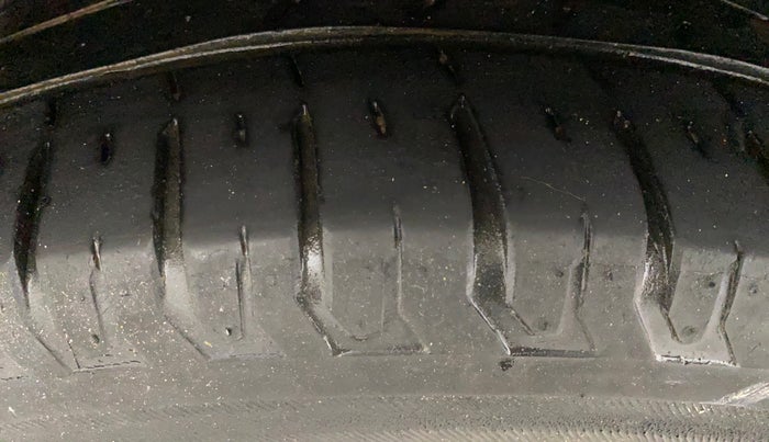 2022 Hyundai Verna SX (O)1.5 MPi, Petrol, Manual, 41,963 km, Right Rear Tyre Tread