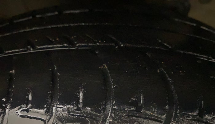 2016 Maruti Celerio VXI AMT, Petrol, Automatic, 56,789 km, Left Front Tyre Tread