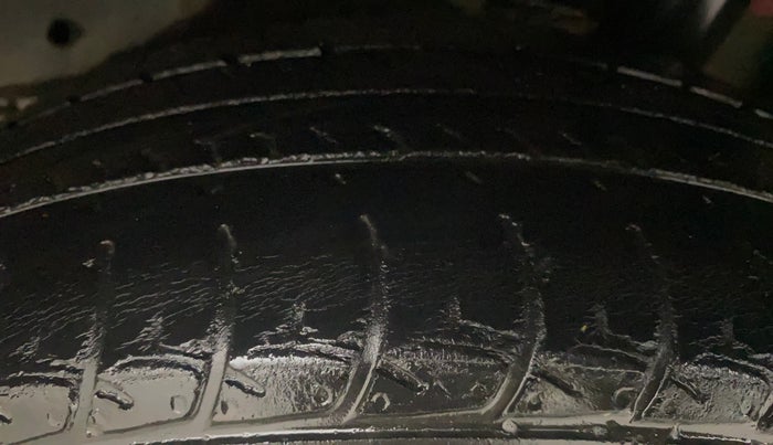 2016 Maruti Celerio VXI AMT, Petrol, Automatic, 56,789 km, Left Rear Tyre Tread