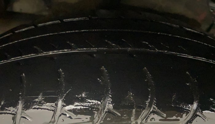 2016 Maruti Celerio VXI AMT, Petrol, Automatic, 56,789 km, Right Rear Tyre Tread