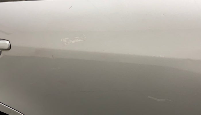 2014 Maruti Swift Dzire VXI, Petrol, Manual, 1,30,623 km, Right rear door - Slightly dented