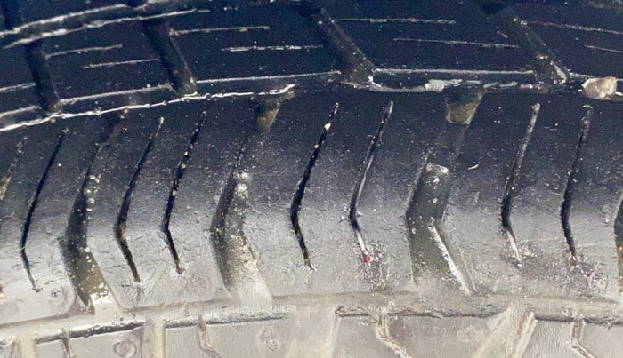 2019 Maruti Alto 800 LXI, Petrol, Manual, 33,309 km, Left Rear Tyre Tread