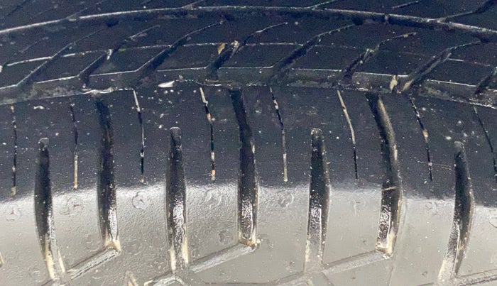 2019 Maruti Alto 800 LXI, Petrol, Manual, 33,309 km, Right Rear Tyre Tread