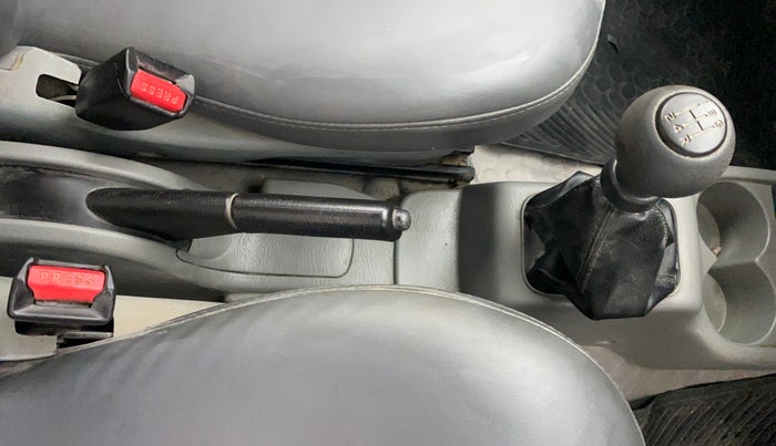 2013 Maruti Alto K10 VXI, Petrol, Manual, 86,838 km, Gear Lever