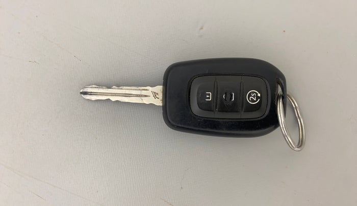 2021 Renault Duster RXZ 1.3 TURBO PETROL CVT, Petrol, Automatic, 49,685 km, Key Close Up