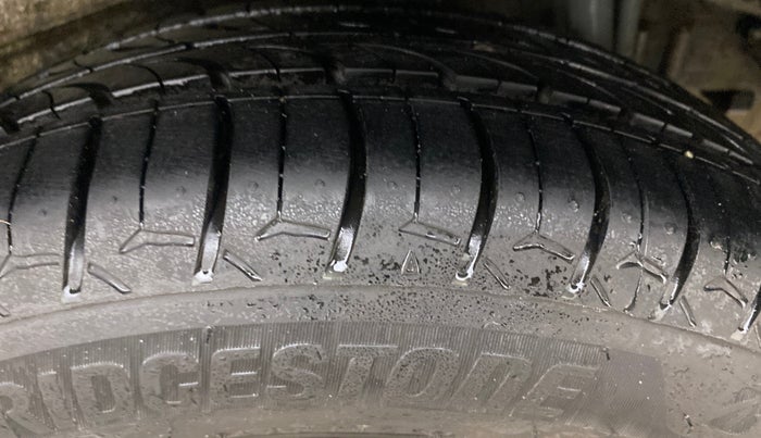 2014 Tata Zest XMS PETROL, Petrol, Manual, 42,931 km, Left Rear Tyre Tread