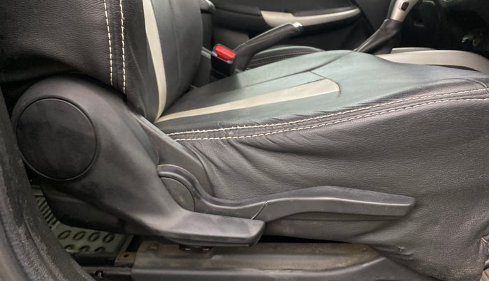 2017 Maruti Baleno ZETA CVT PETROL 1.2, Petrol, Automatic, 44,821 km, Driver Side Adjustment Panel