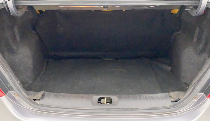 2014 Maruti Swift Dzire LXI, Petrol, Manual, 63,308 km, Boot Inside