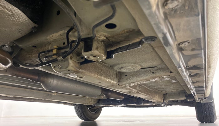 2015 Maruti Swift VXI, Petrol, Manual, 11,061 km, Right Side Underbody