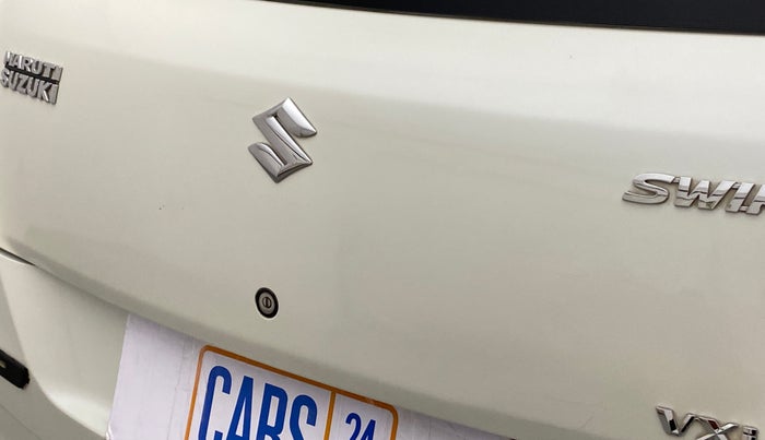 2015 Maruti Swift VXI, Petrol, Manual, 11,061 km, Dicky (Boot door) - Paint has minor damage