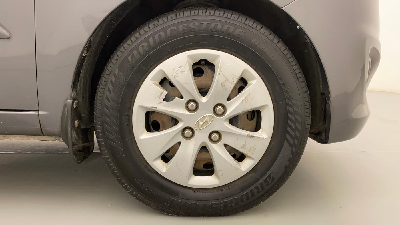 2011 Hyundai i10 SPORTZ 1.2, Petrol, Manual, 55,971 km, Right Front Wheel