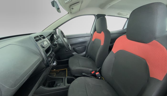 2017 Renault Kwid 1.0 RXL AT, Petrol, Automatic, 44,098 km, Right Side Front Door Cabin