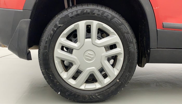 2018 Maruti Vitara Brezza VDI, Diesel, Manual, 28,632 km, Right Rear Wheel
