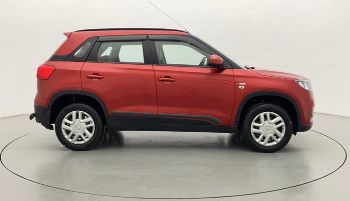 2018 Maruti Vitara Brezza VDI, Diesel, Manual, 28,632 km, Right Side View