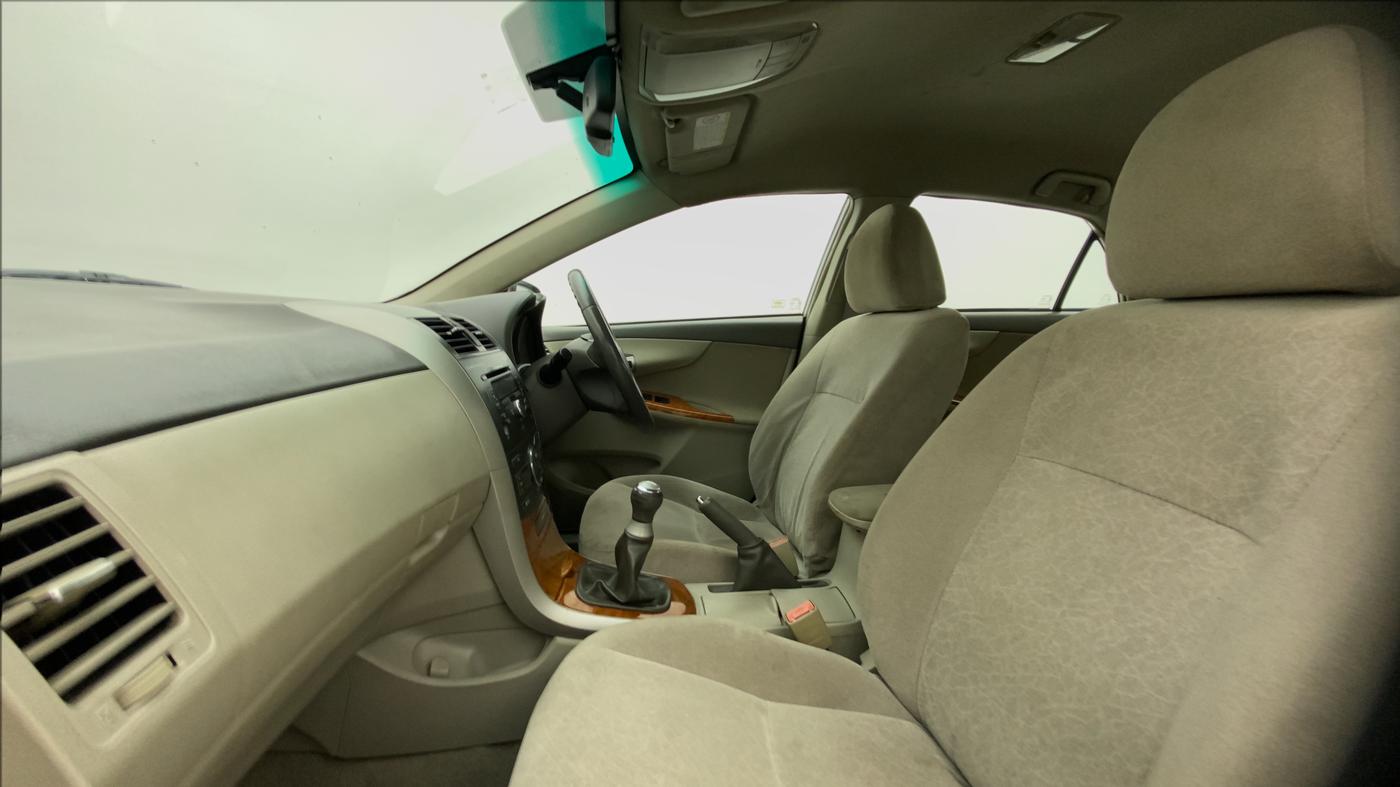 2010 Toyota Corolla Altis G PETROL, Petrol, Manual, 69,278 km, Right Side Front Door Cabin