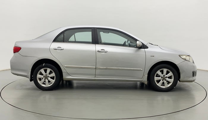 2010 Toyota Corolla Altis G PETROL, Petrol, Manual, 69,278 km, Right Side View