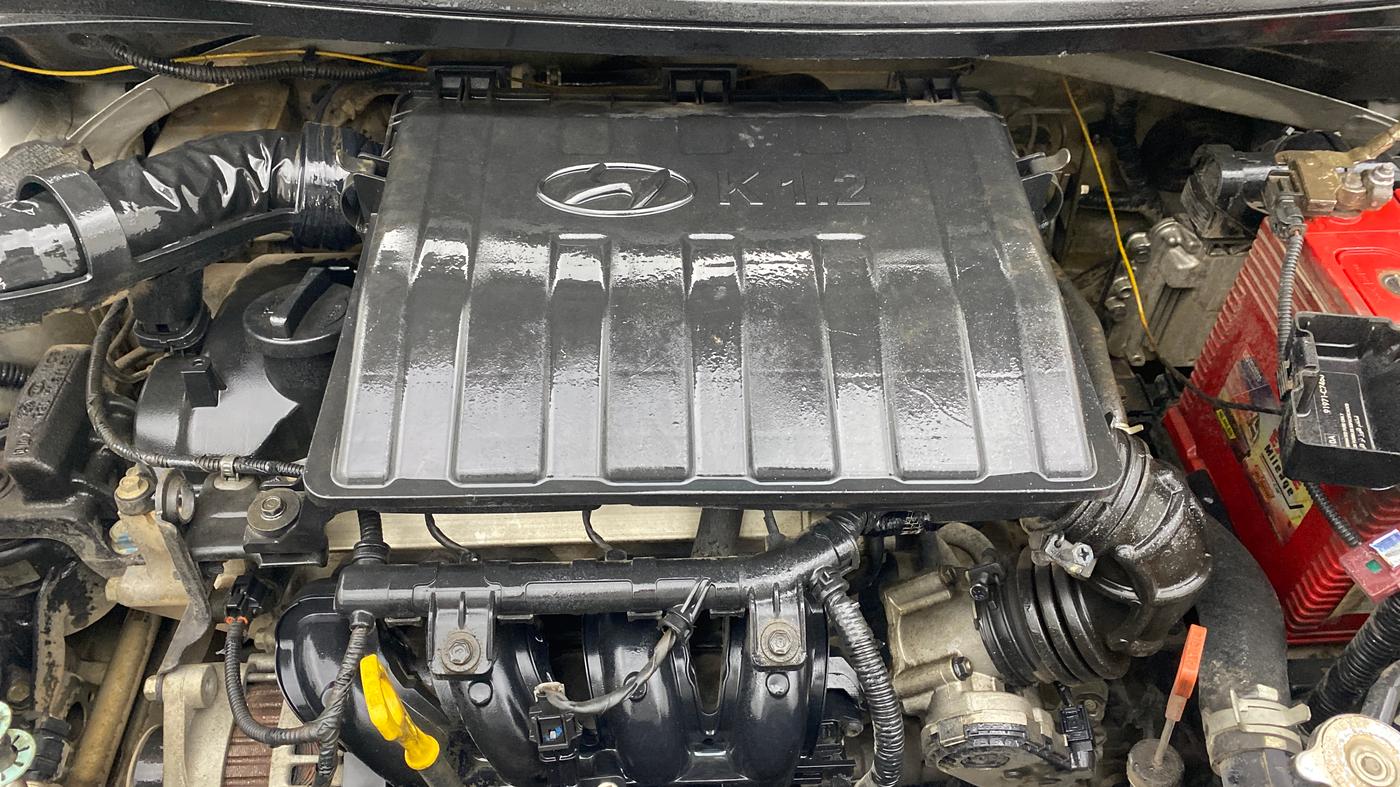 2019 Hyundai Grand i10 SPORTZ AT 1.2 KAPPA VTVT, Petrol, Automatic, 1,13,401 km, Engine View