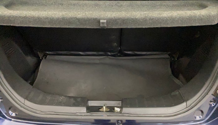 2018 Maruti Wagon R 1.0 VXI, Petrol, Manual, 37,905 km, Boot Inside