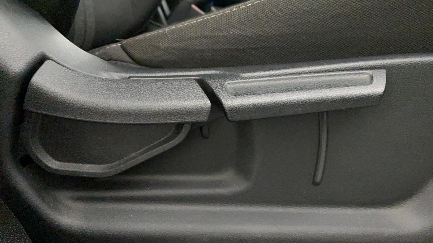 2020 Hyundai VENUE 1.0 TURBO GDI SX+ AT, Petrol, Automatic, 3,201 km, Driver Side Adjustment Panel