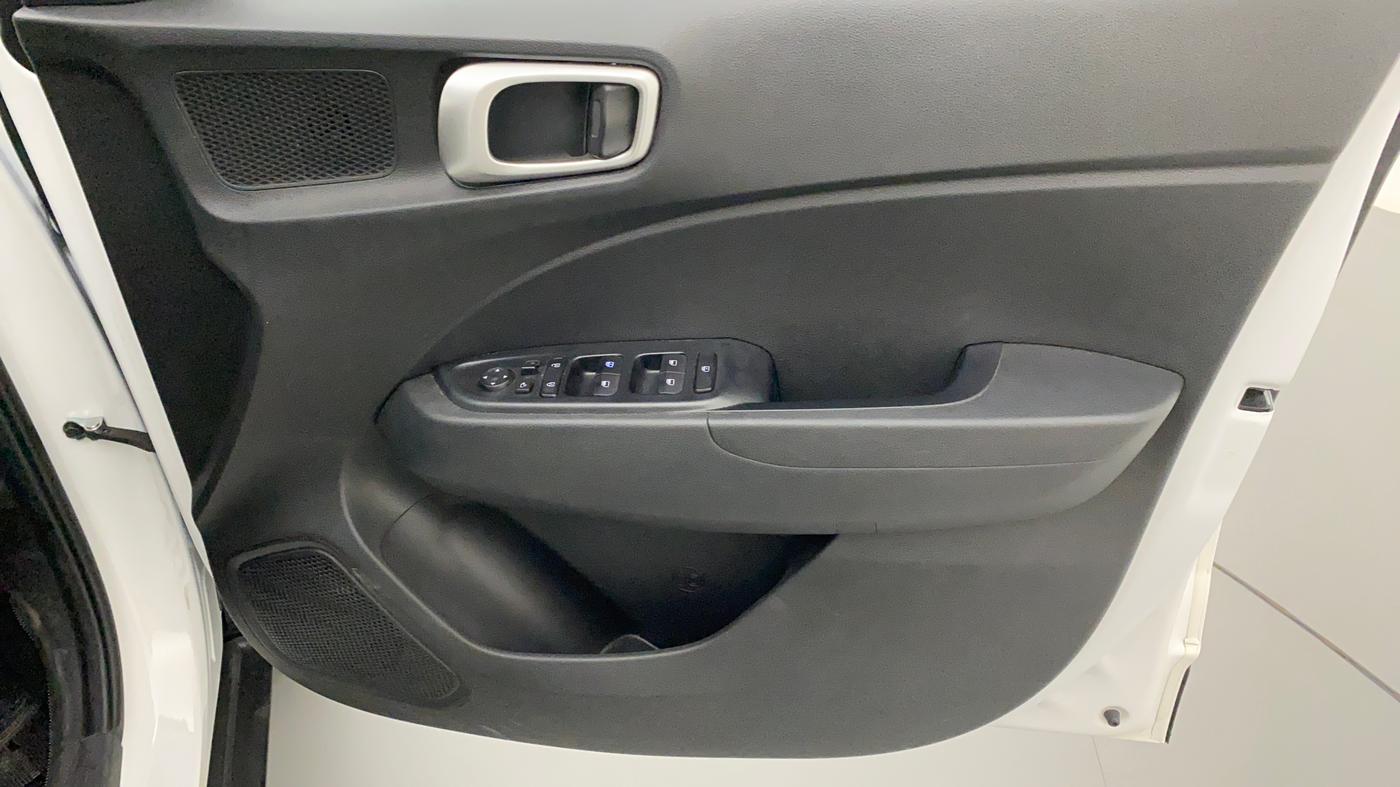 2020 Hyundai VENUE 1.0 TURBO GDI SX+ AT, Petrol, Automatic, 3,201 km, Driver Side Door Panels Control