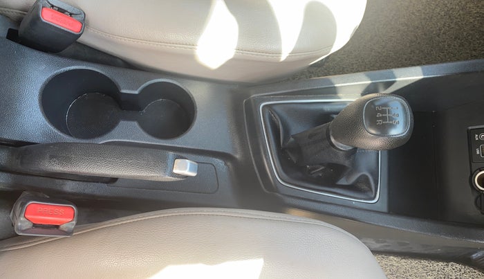 2016 Hyundai Elite i20 MAGNA 1.2, Petrol, Manual, 53,399 km, Gear Lever