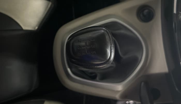 2016 Datsun Go T, Petrol, Manual, 48,534 km, Gear Lever